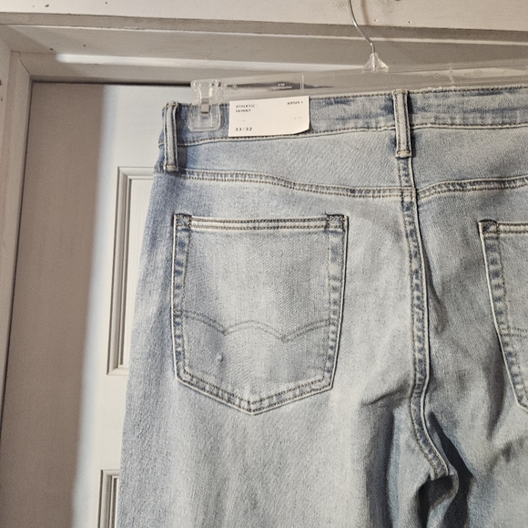 American Eagle Men Distressed Light Blue Jeans Size 33x32 - Picture 9 of 14